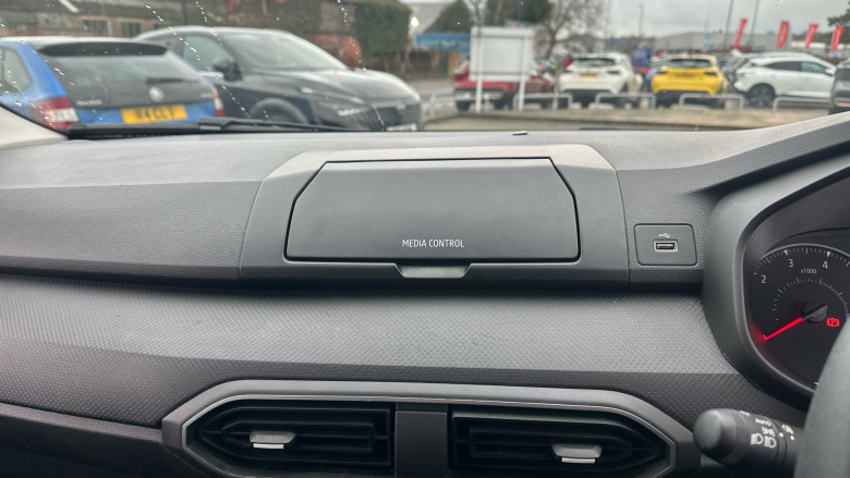 Dacia Sandero 1.0 Tce Essential 5dr Petrol Hatchback